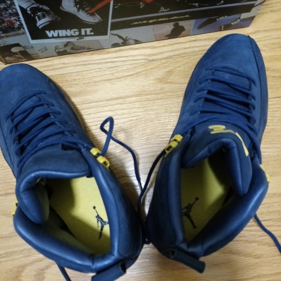 Jordan 12 Michigan main image 6